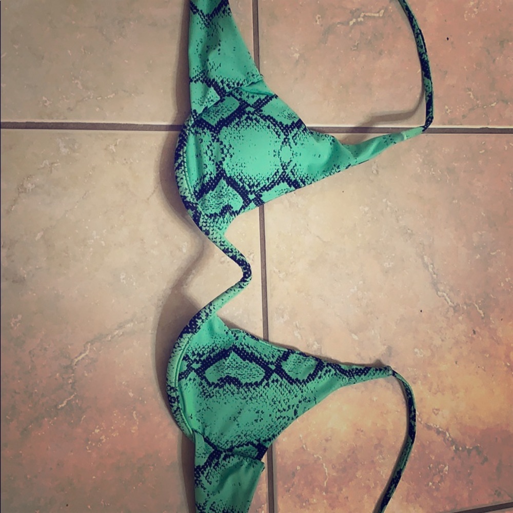 Snake skin top